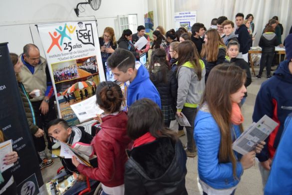 Se realizó la 16ª Exposición de Carreras en Pico